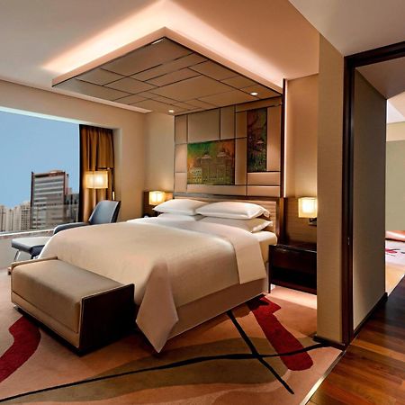 Sheraton Grand Bengaluru Whitefield Hotel & Convention Center Bagian luar foto