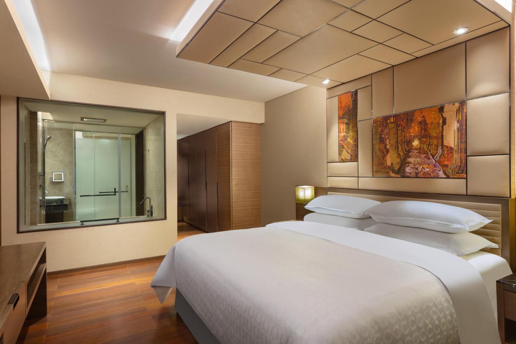 Sheraton Grand Bengaluru Whitefield Hotel & Convention Center Bagian luar foto