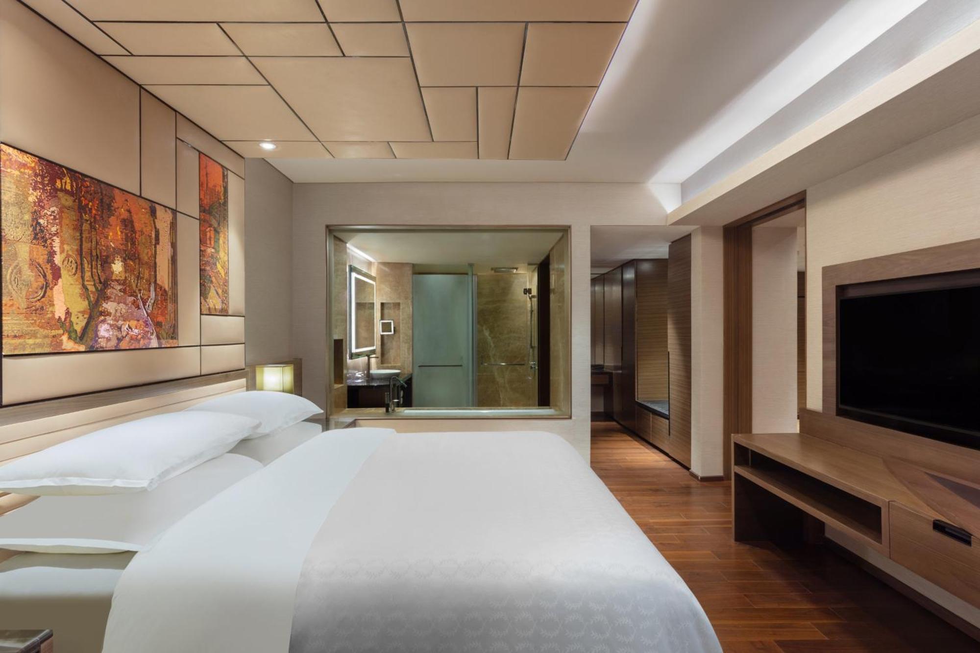 Sheraton Grand Bengaluru Whitefield Hotel & Convention Center Bagian luar foto