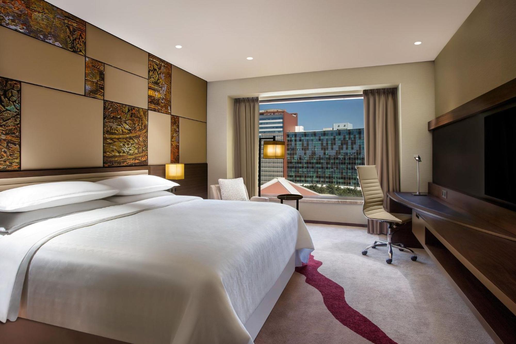 Sheraton Grand Bengaluru Whitefield Hotel & Convention Center Bagian luar foto